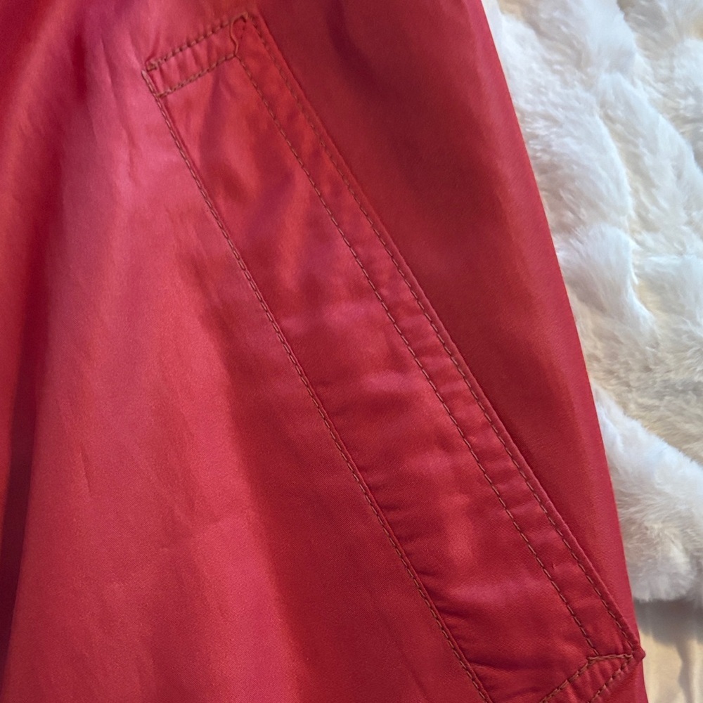 Elegant Red Trench Coat for Women - Picture 12 of 13